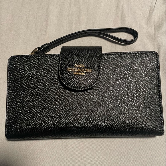 Coach Cross Body Purse and Wrist Wallet - Picture 8 of 8